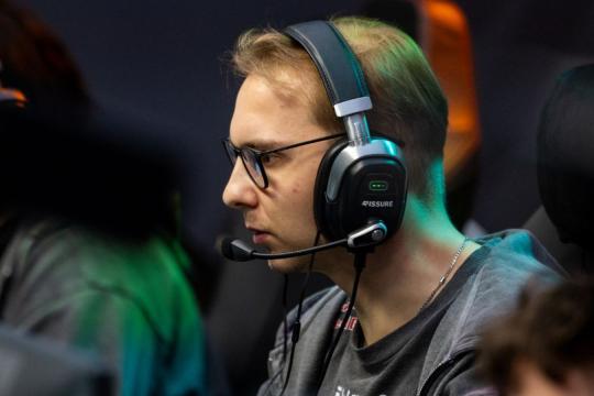 ESL One Birmingham 2026 (Dota 2) — День 3  Турнир с призовым фондом $1,000,000 проходит с 22 по 29 марта, а третий игровой день — это 24 марта 2026 (групповая стадия)